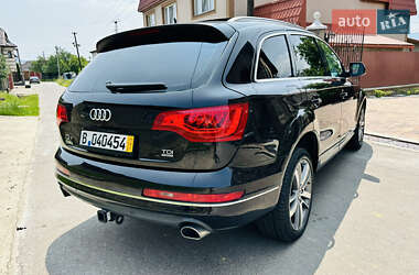 Внедорожник / Кроссовер Audi Q7 2015 в 