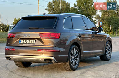 Внедорожник / Кроссовер Audi Q7 2018 в 