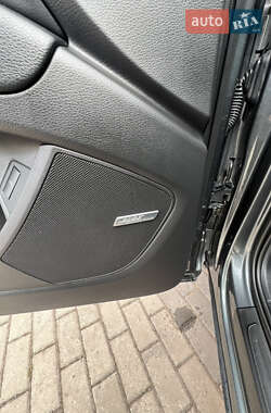 Внедорожник / Кроссовер Audi Q7 2013 в 