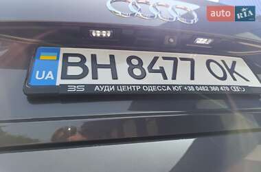 Внедорожник / Кроссовер Audi Q7 2016 в 