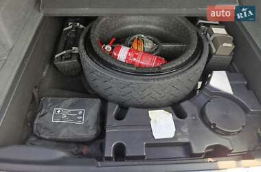 Внедорожник / Кроссовер Audi Q7 2016 в 