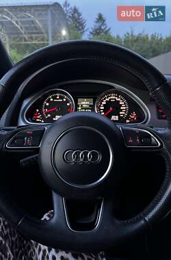 Позашляховик / Кросовер Audi Q7 2012 в 