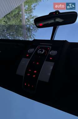 Позашляховик / Кросовер Audi Q7 2012 в 