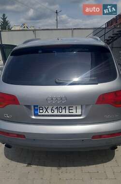 Внедорожник / Кроссовер Audi Q7 2008 в 