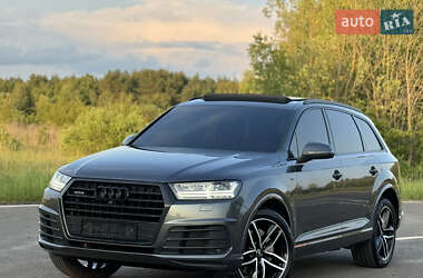 Позашляховик / Кросовер Audi Q7 2017 в Ковелі