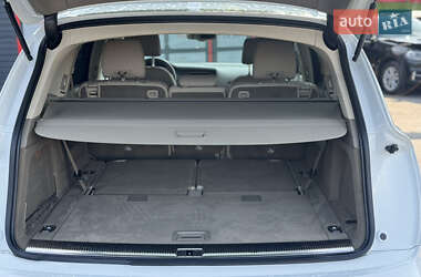 Внедорожник / Кроссовер Audi Q7 2014 в 