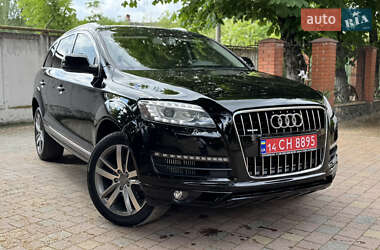 Позашляховик / Кросовер Audi Q7 2013 в 