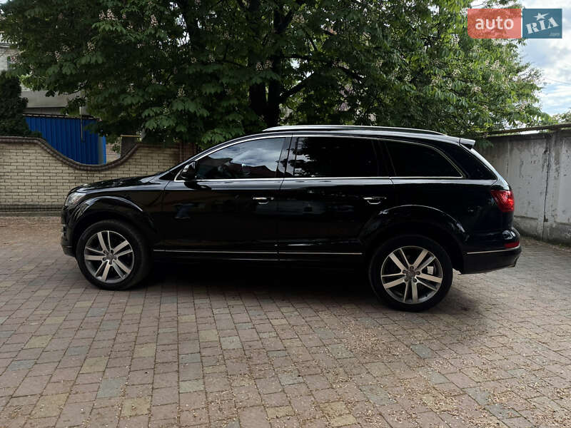 Внедорожник / Кроссовер Audi Q7 2013 в Тернополе