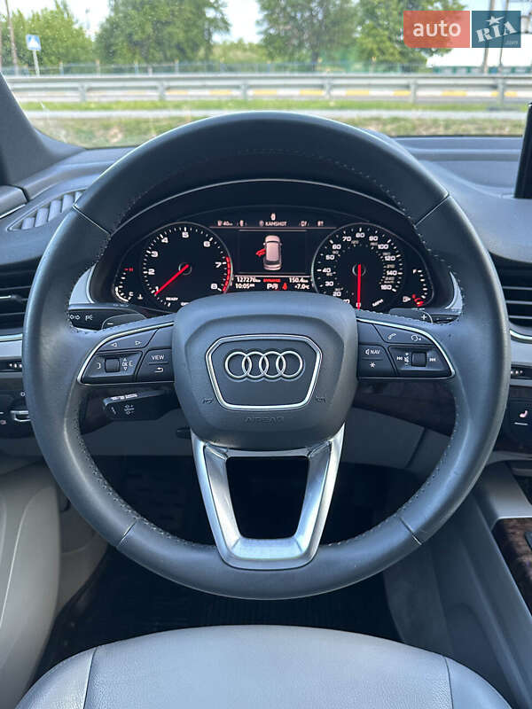 Внедорожник / Кроссовер Audi Q7 2018 в Белогородке