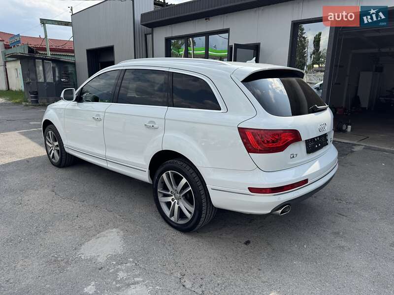 Внедорожник / Кроссовер Audi Q7 2015 в Тернополе