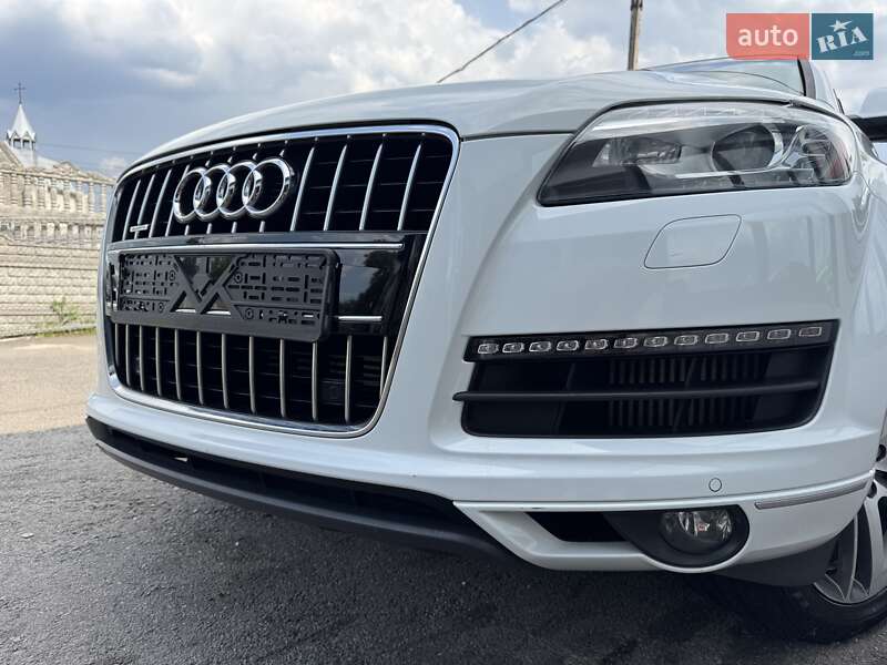 Внедорожник / Кроссовер Audi Q7 2015 в Тернополе