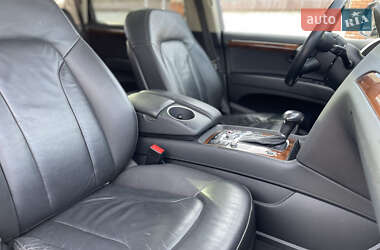 Внедорожник / Кроссовер Audi Q7 2014 в 