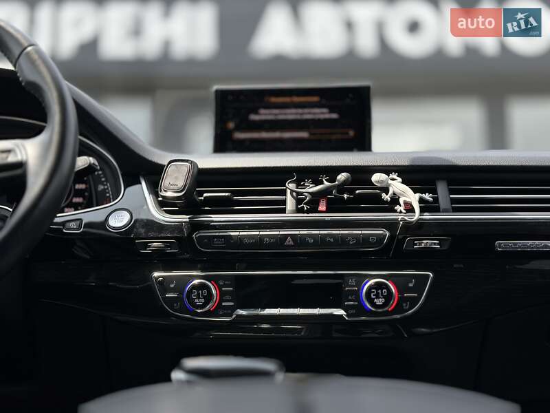 Внедорожник / Кроссовер Audi Q7 2019 в Черновцах