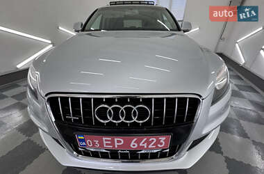 Позашляховик / Кросовер Audi Q7 2013 в 
