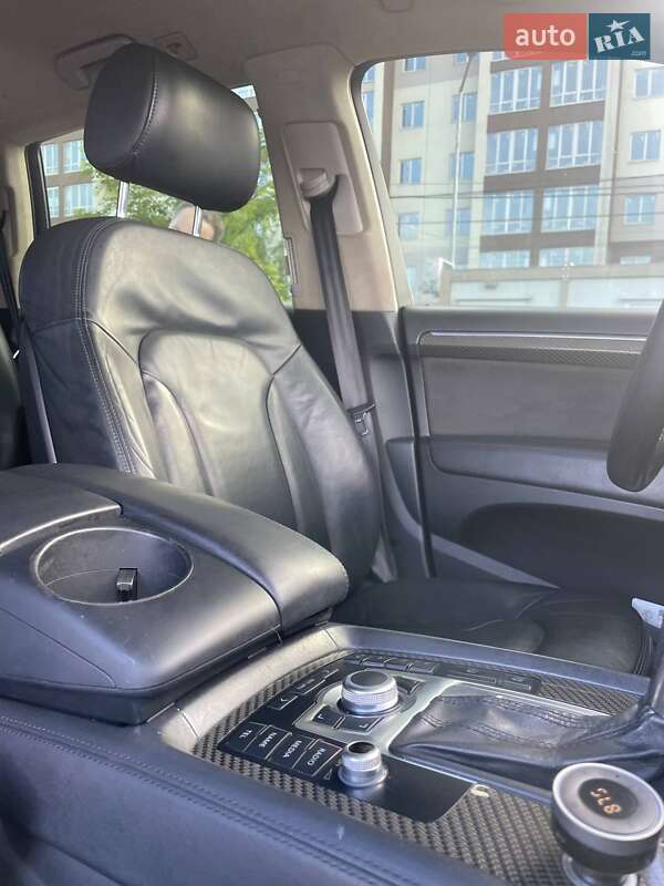Позашляховик / Кросовер Audi Q7 2009 в Києві