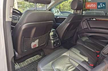 Внедорожник / Кроссовер Audi Q7 2010 в 