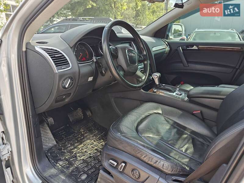 Внедорожник / Кроссовер Audi Q7 2010 в Львове