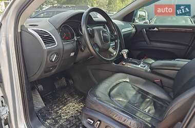 Внедорожник / Кроссовер Audi Q7 2010 в 
