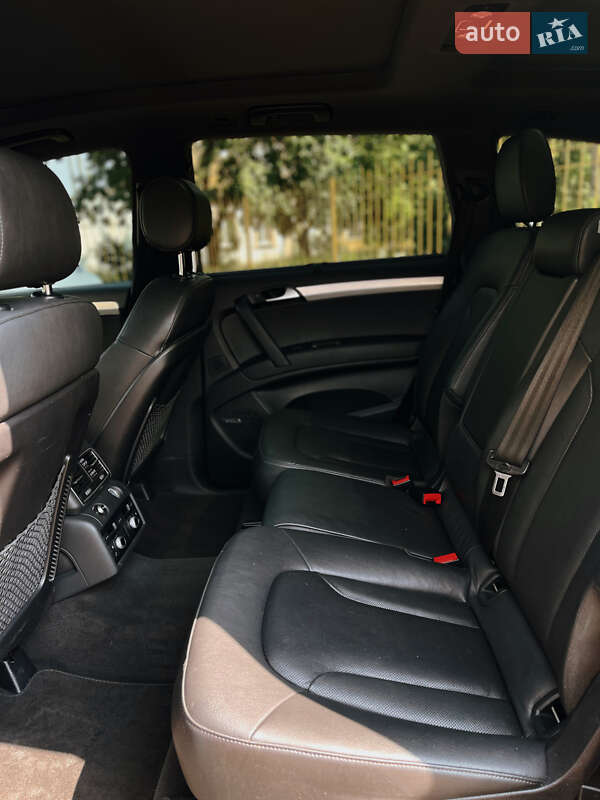 Внедорожник / Кроссовер Audi Q7 2013 в Николаеве