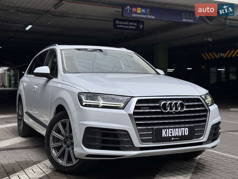 Внедорожник / Кроссовер Audi Q7 2018 в Киеве