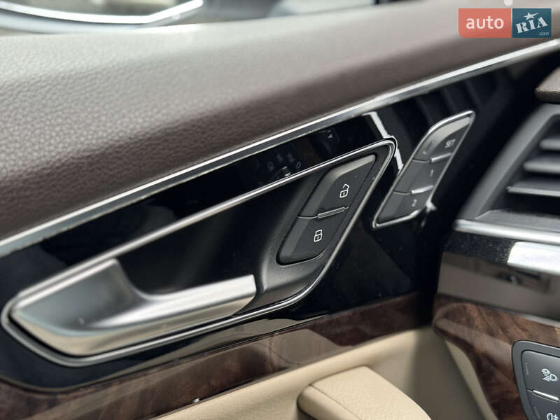 Внедорожник / Кроссовер Audi Q7 2018 в Киеве