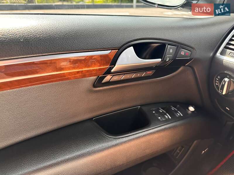 Внедорожник / Кроссовер Audi Q7 2015 в Чернигове фото 36 Внедорожник / Кроссовер Audi Q7 2015 в Чернигове