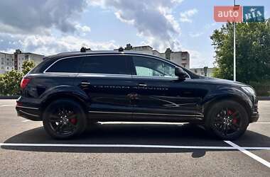 Внедорожник / Кроссовер Audi Q7 2015 в 