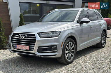 Внедорожник / Кроссовер Audi Q7 2018 в 