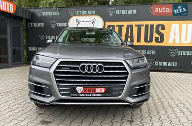Внедорожник / Кроссовер Audi Q7 2015 в 