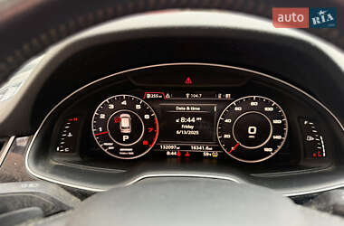 Внедорожник / Кроссовер Audi Q7 2016 в 