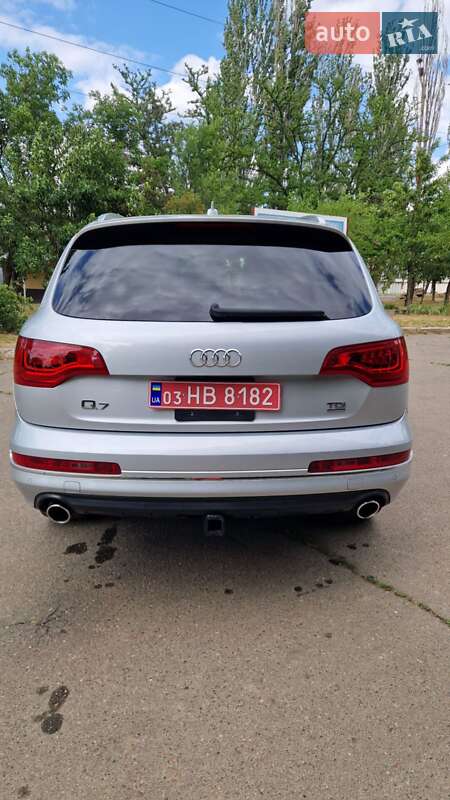 Внедорожник / Кроссовер Audi Q7 2012 в Николаеве
