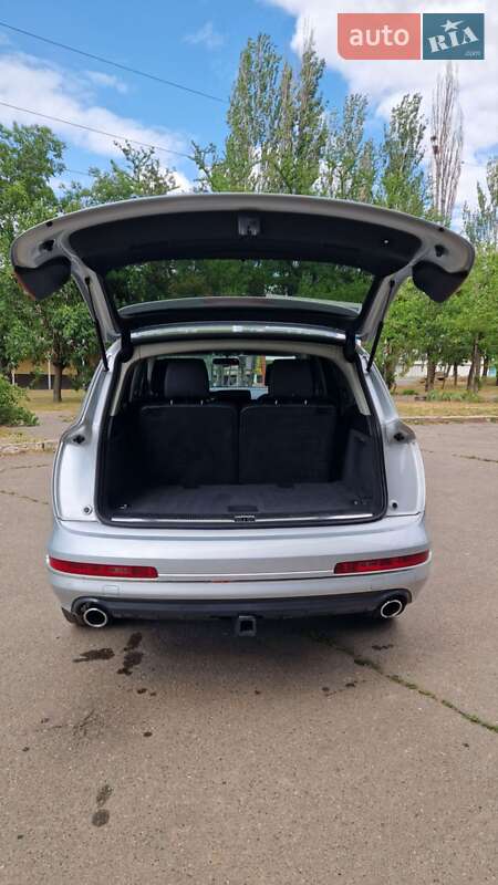 Внедорожник / Кроссовер Audi Q7 2012 в Николаеве