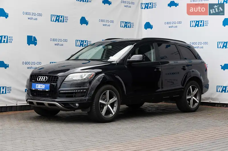 Внедорожник / Кроссовер Audi Q7 2015 в 