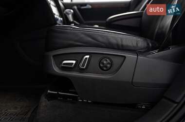 Внедорожник / Кроссовер Audi Q7 2015 в 