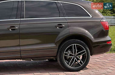 Внедорожник / Кроссовер Audi Q7 2010 в 