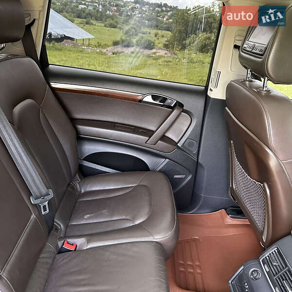 Позашляховик / Кросовер Audi Q7 2010 в Вишнівці