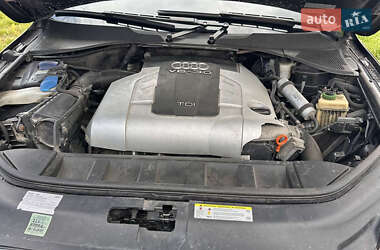 Внедорожник / Кроссовер Audi Q7 2010 в 