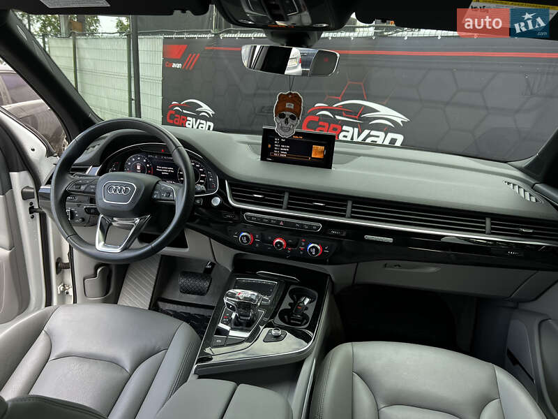 Внедорожник / Кроссовер Audi Q7 2018 в Днепре