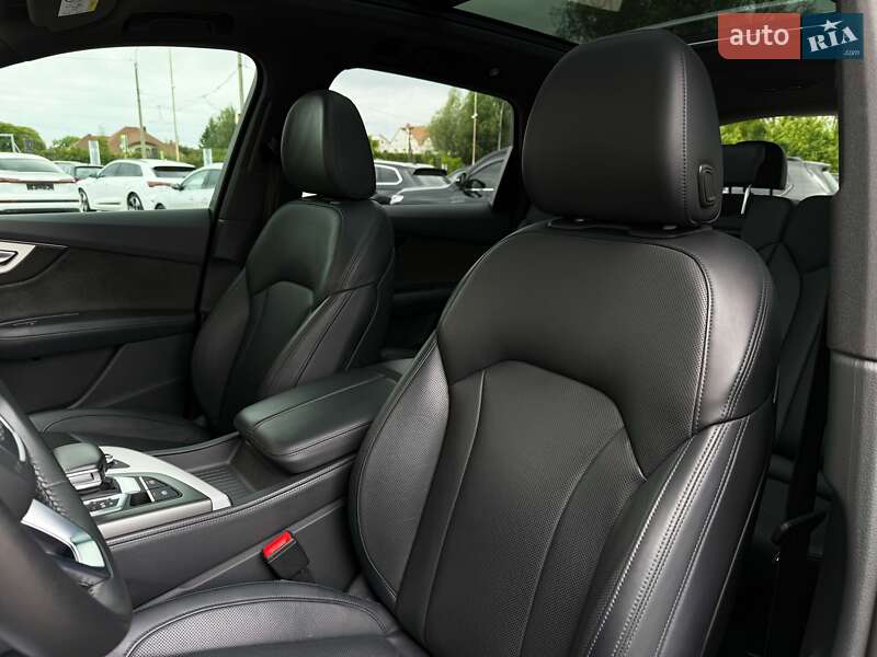 Внедорожник / Кроссовер Audi Q7 2019 в Луцке