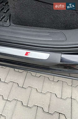 Позашляховик / Кросовер Audi Q7 2011 в 