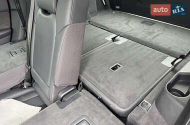 Внедорожник / Кроссовер Audi Q7 2018 в 