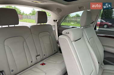Внедорожник / Кроссовер Audi Q7 2014 в 