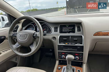 Внедорожник / Кроссовер Audi Q7 2014 в 