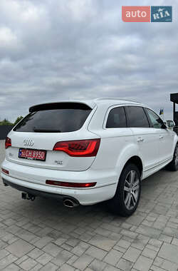 Внедорожник / Кроссовер Audi Q7 2014 в 