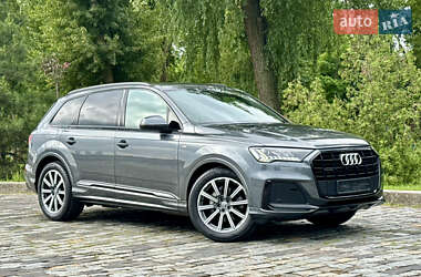 Внедорожник / Кроссовер Audi Q7 2020 в Киеве