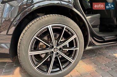 Внедорожник / Кроссовер Audi Q7 2021 в 