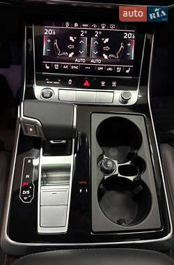 Внедорожник / Кроссовер Audi Q7 2021 в 