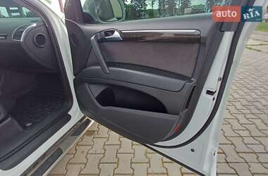 Внедорожник / Кроссовер Audi Q7 2010 в 