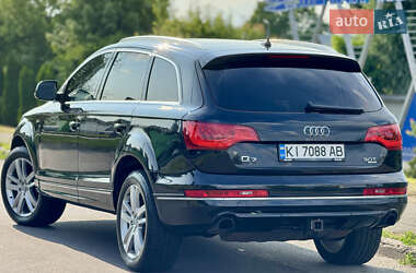 Внедорожник / Кроссовер Audi Q7 2015 в 