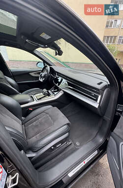 Внедорожник / Кроссовер Audi Q7 2019 в 